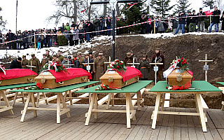 Uroczysty pochówek Żołnierzy Wyklętych w Orłowie
